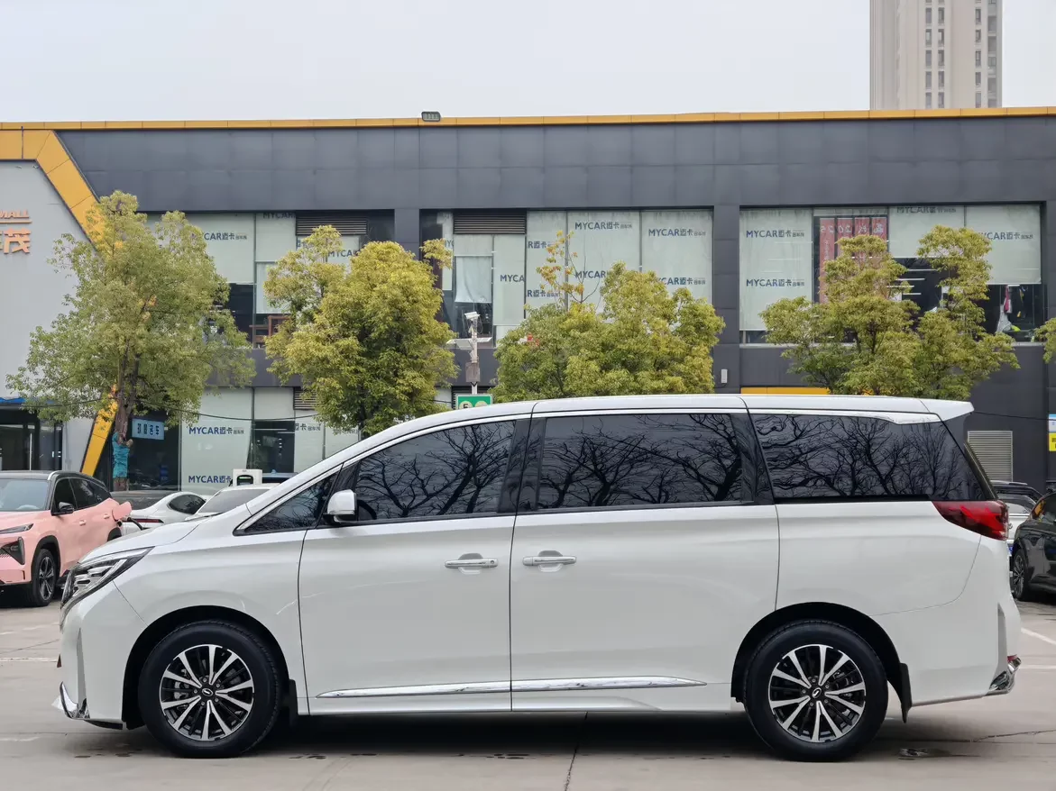 GAC Trumpchi M8