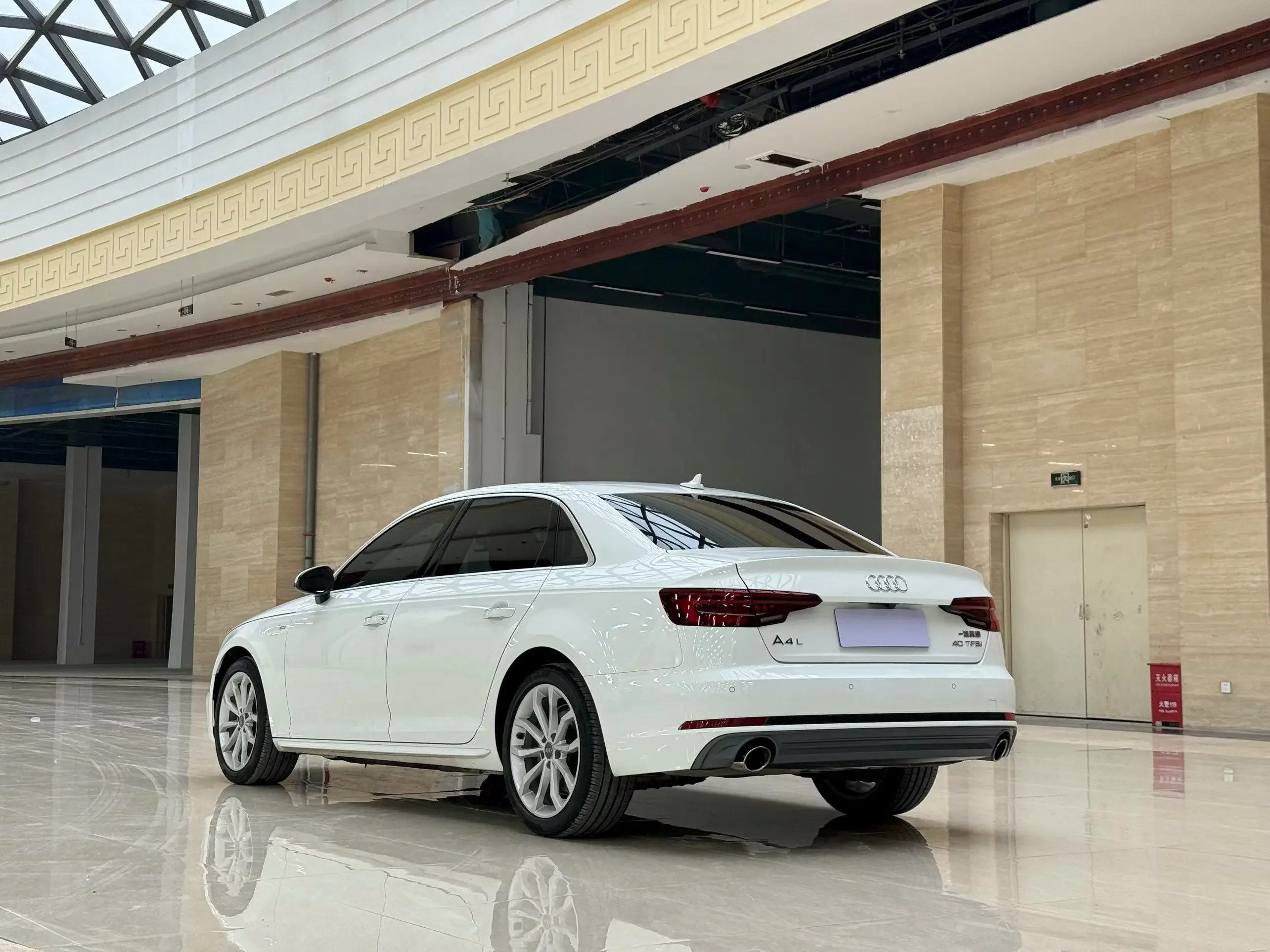 Audi A4L