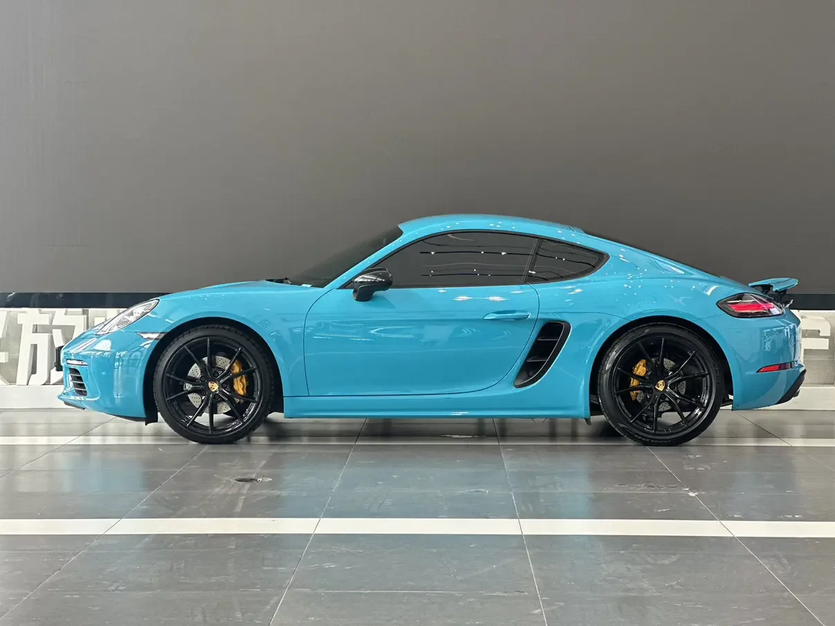 Porsche 718