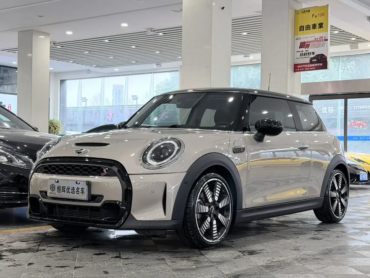 MINI 