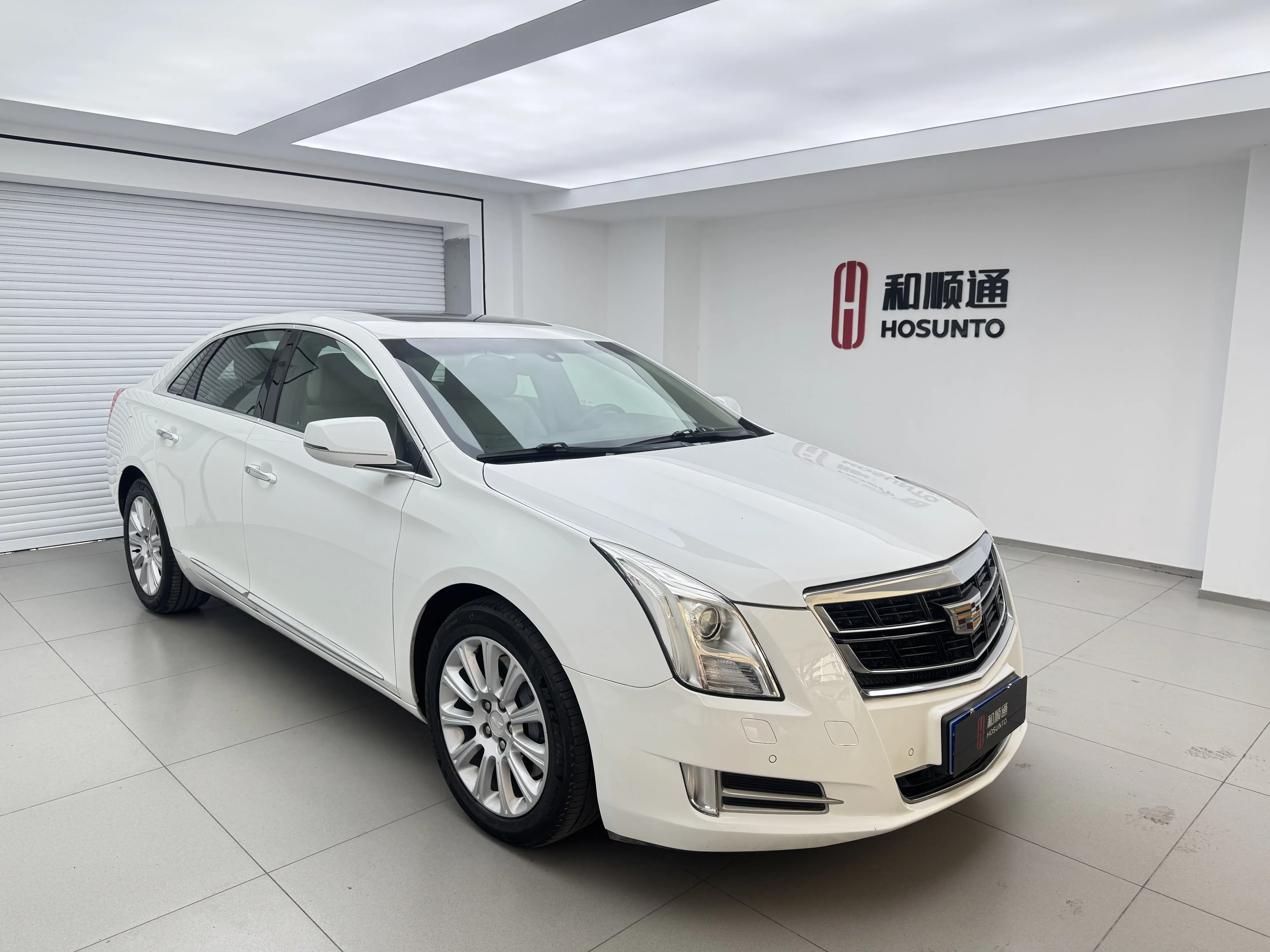 Cadillac XTS