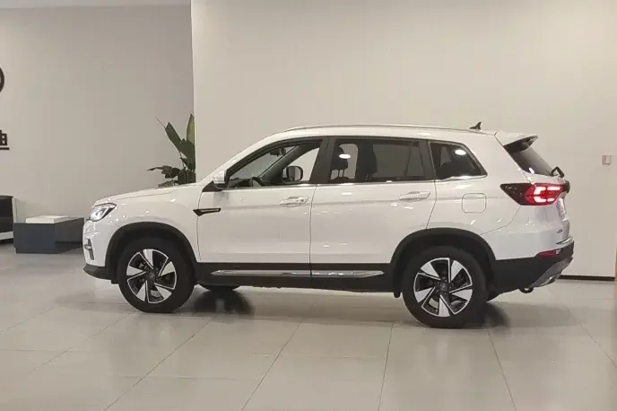 Changan CS75