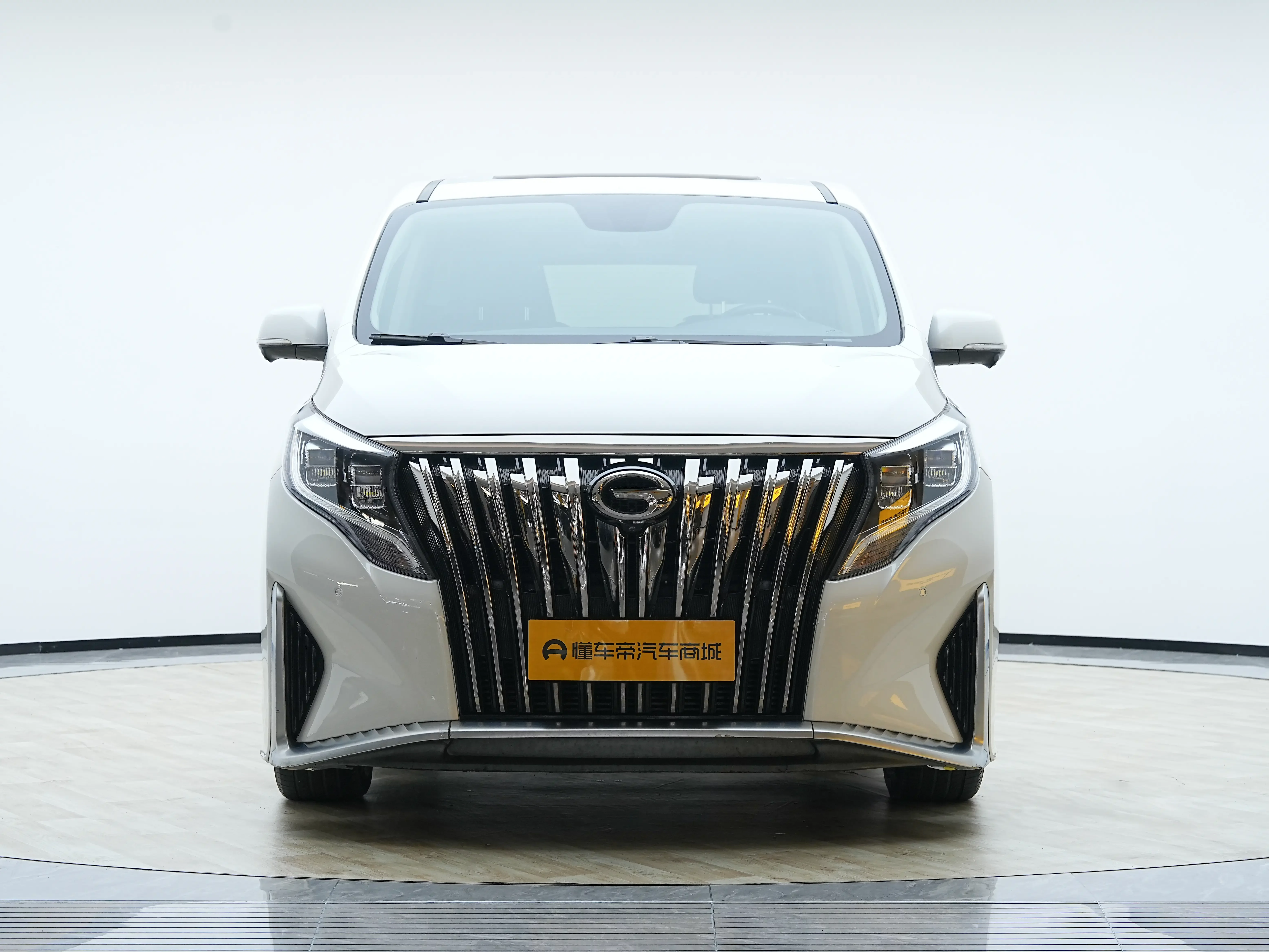 GAC Trumpchi M8