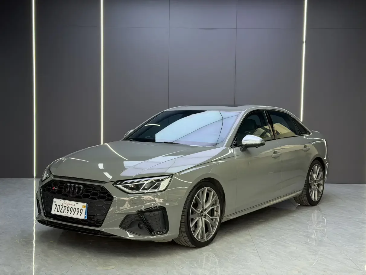 Audi S4