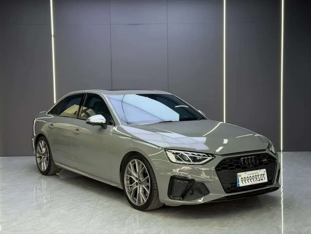 Audi S4