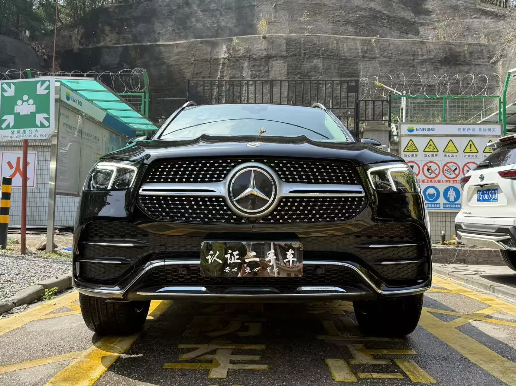 Mercedes-Benz GLE (Imported)
