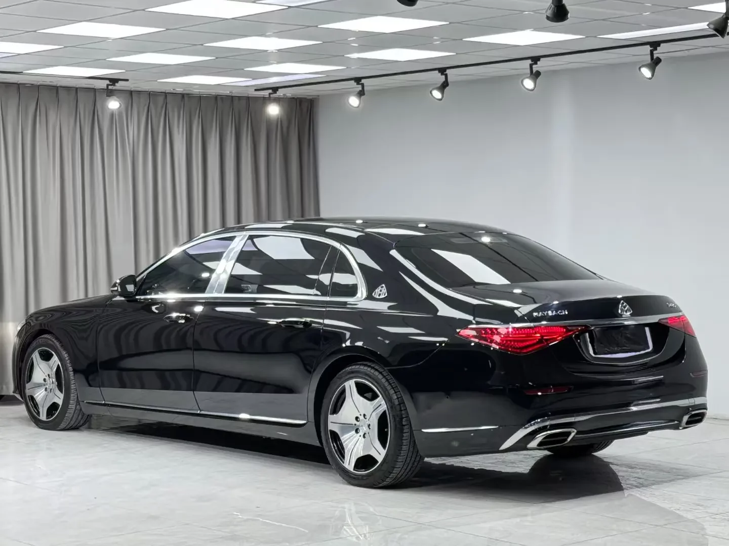 Mercedes-Benz Maybach S-Class