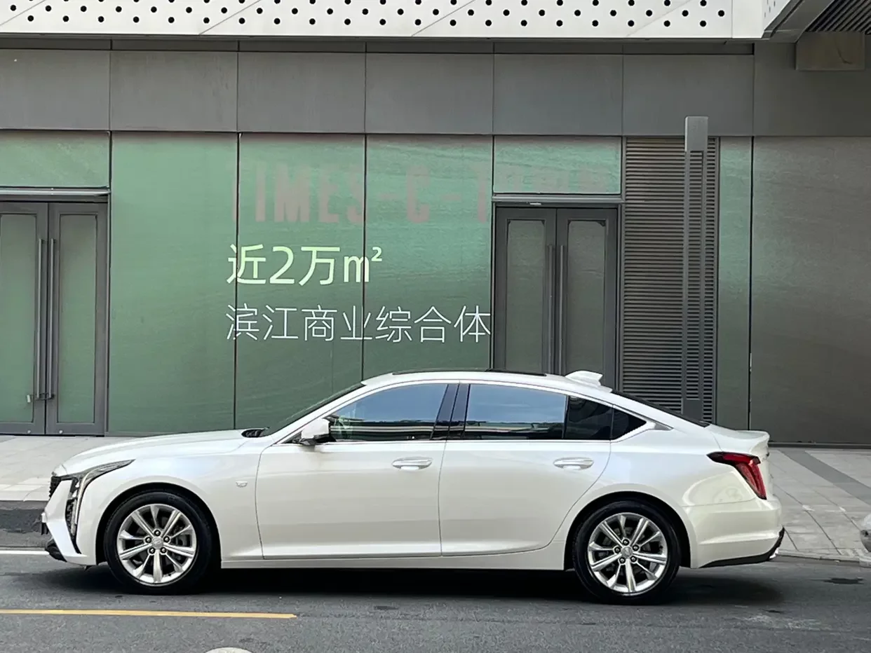 Cadillac CT5