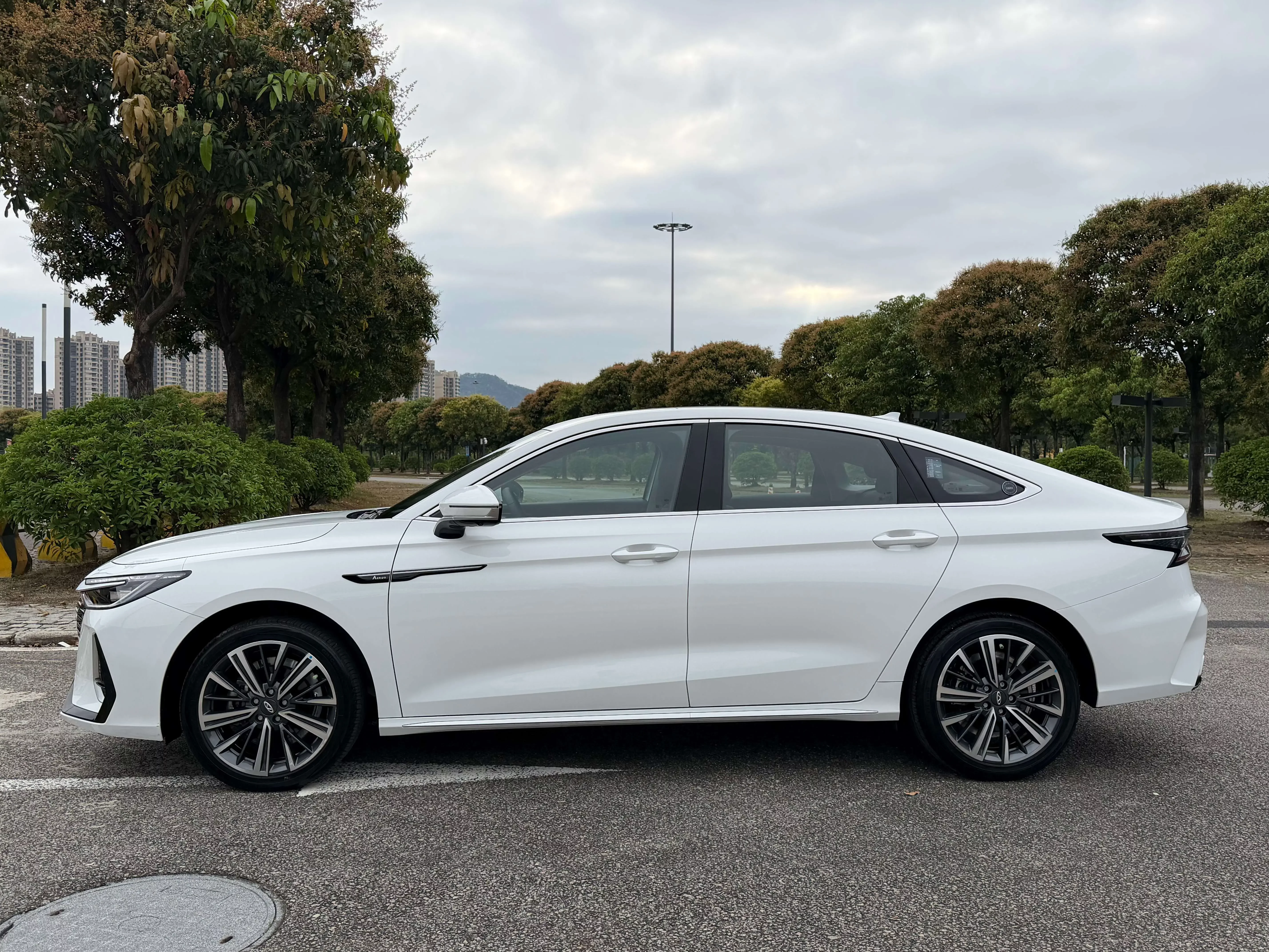 Chery Arrizo 8