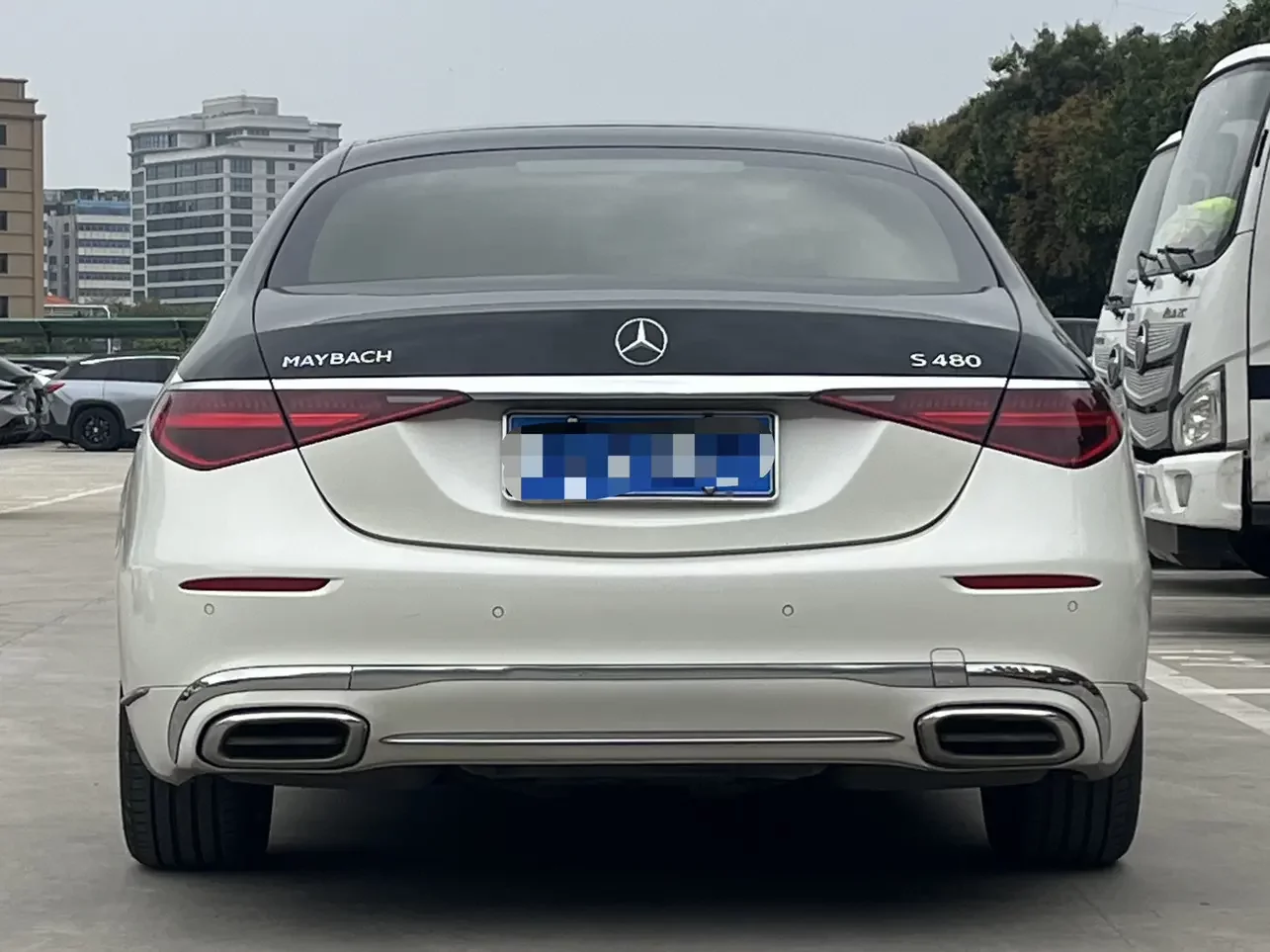 Mercedes-Benz Maybach S-Class