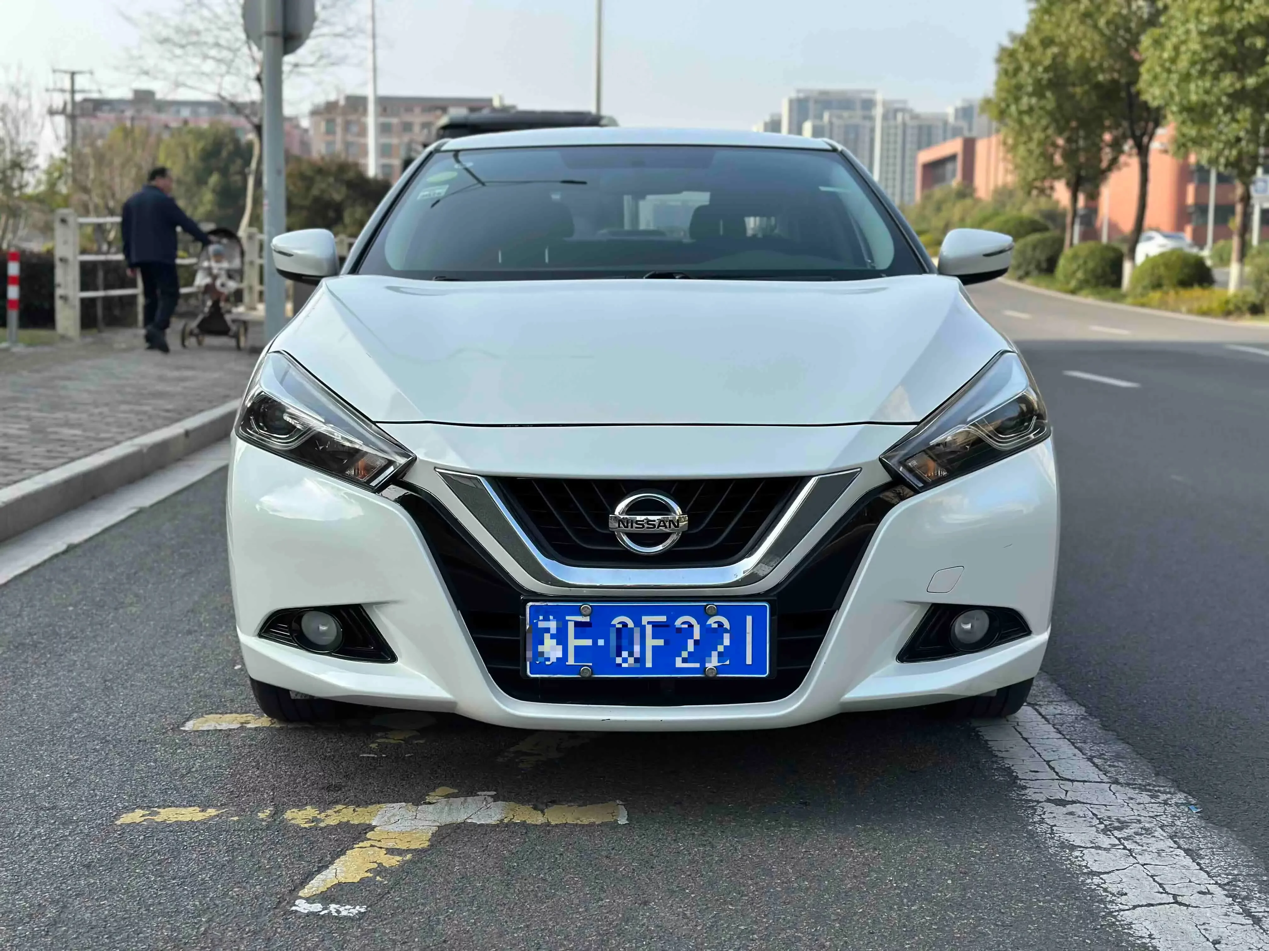 Nissan bluebird