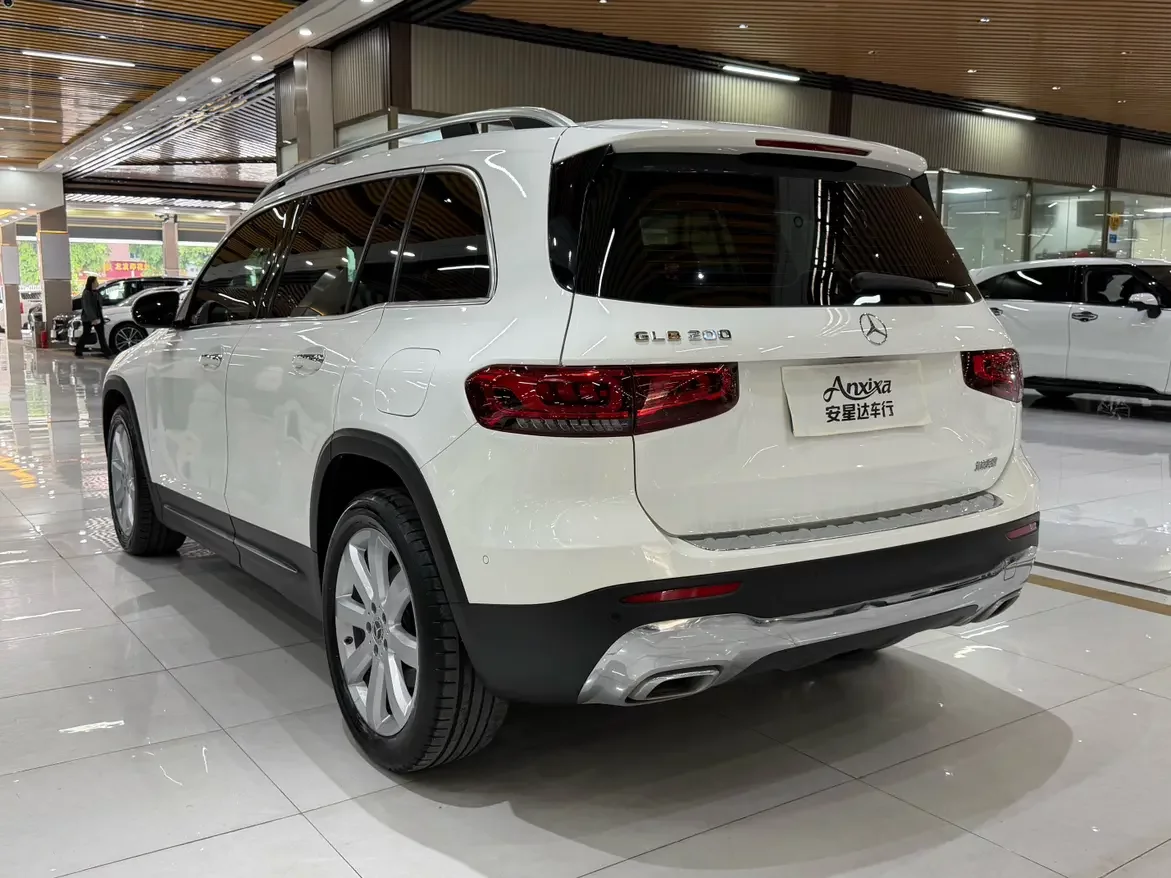 Mercedes-Benz GLB