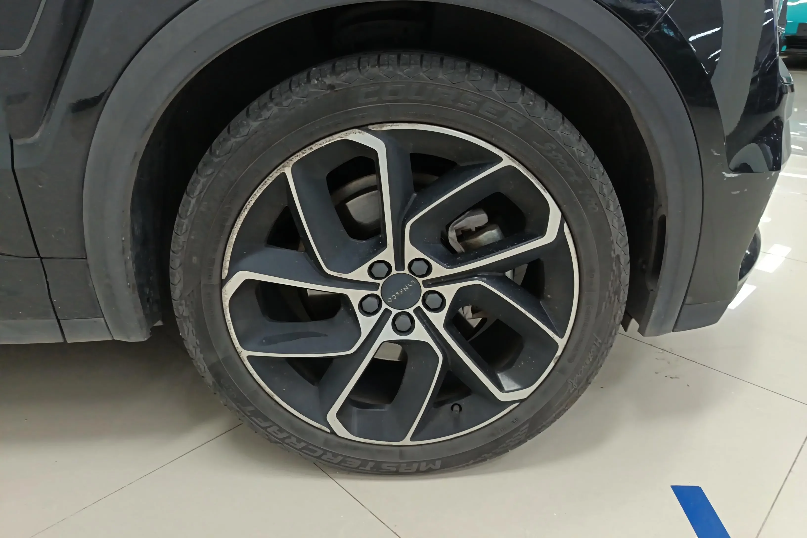 Lynk & Co 05