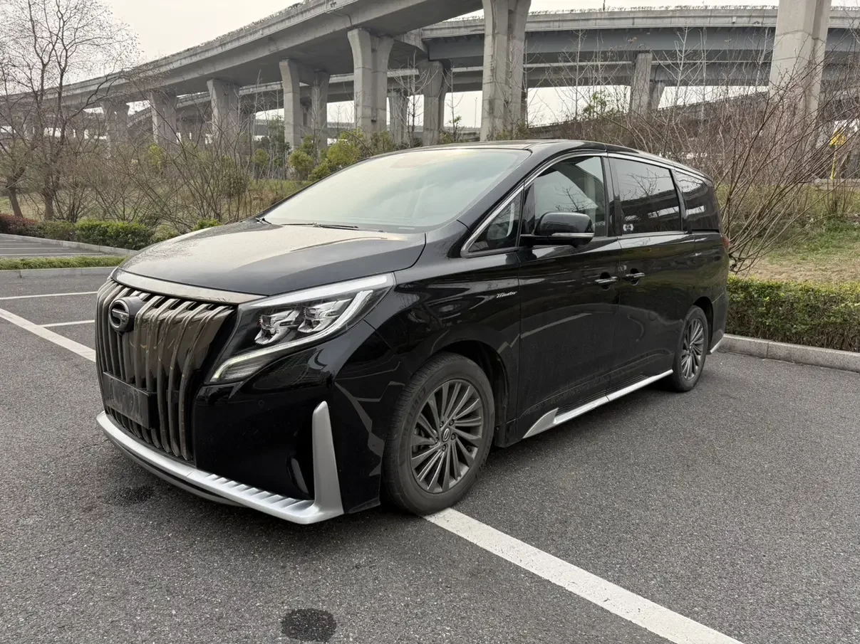 GAC Trumpchi M8