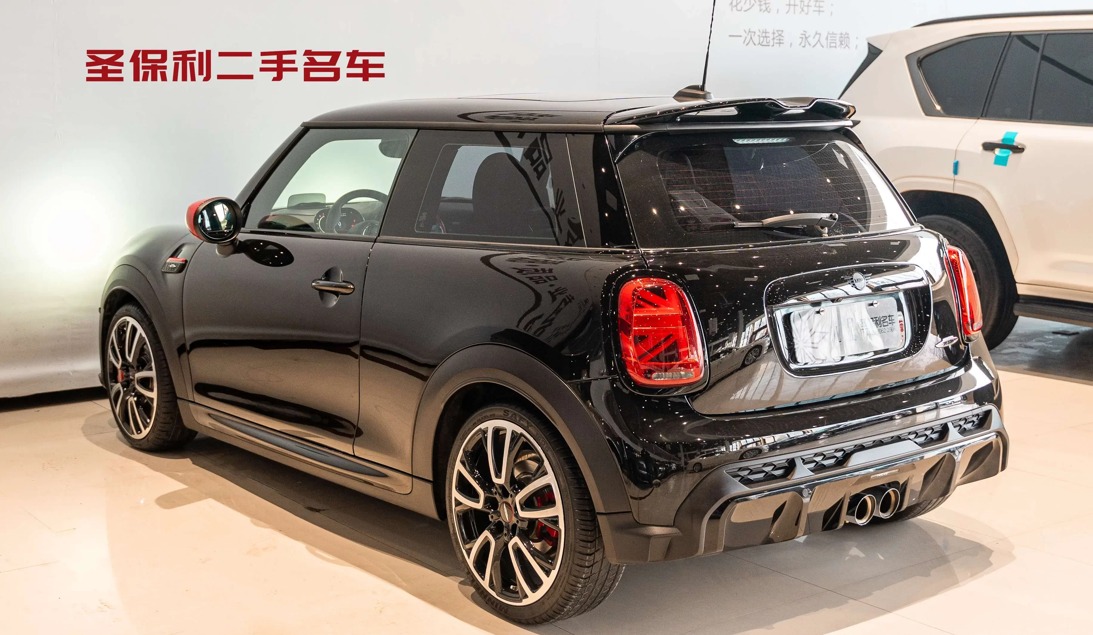 MINI JCW