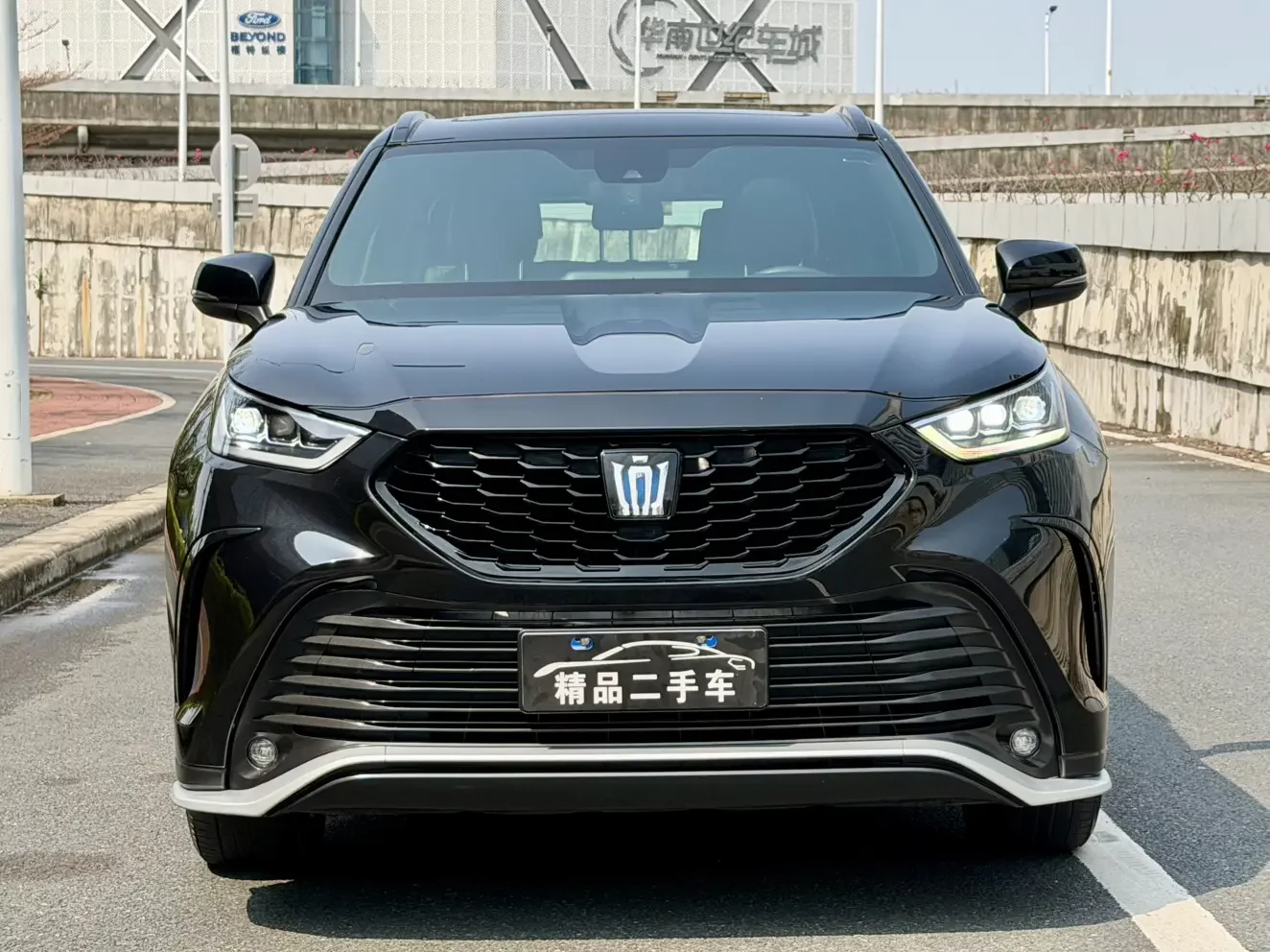 Toyota Crown Kluger