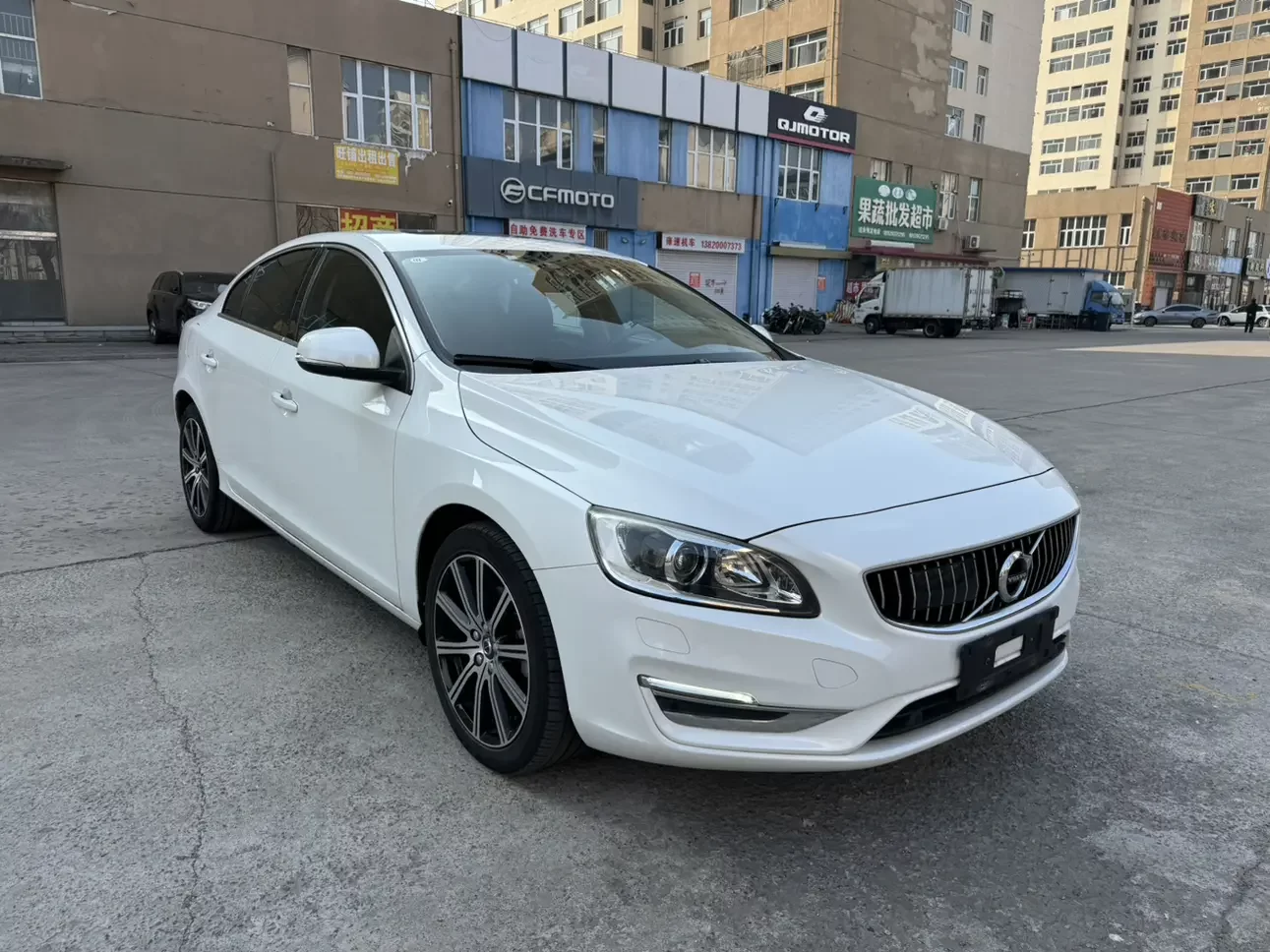 Volvo S60