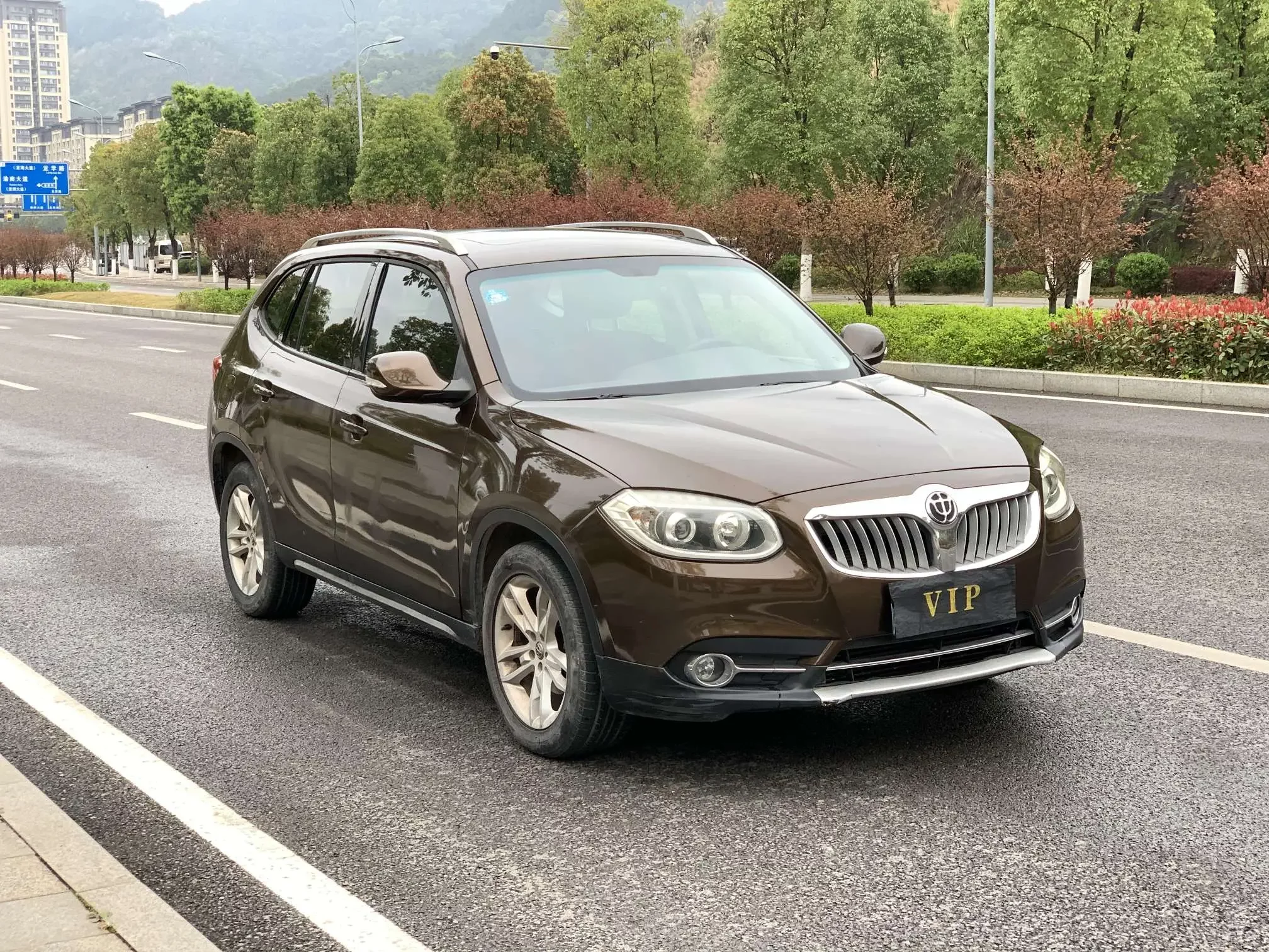 Brilliance Zhonghua V5