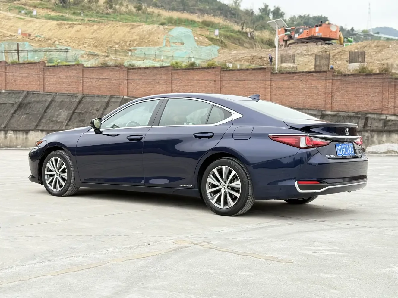 Lexus ES