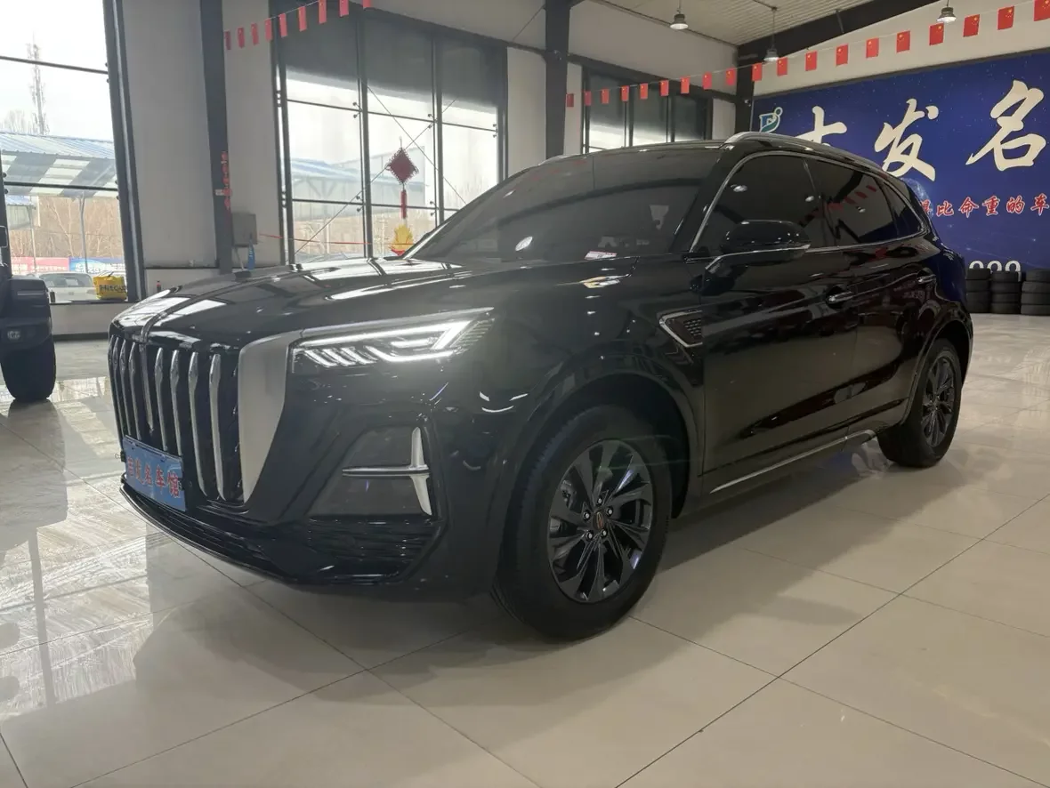 Hongqi HS5