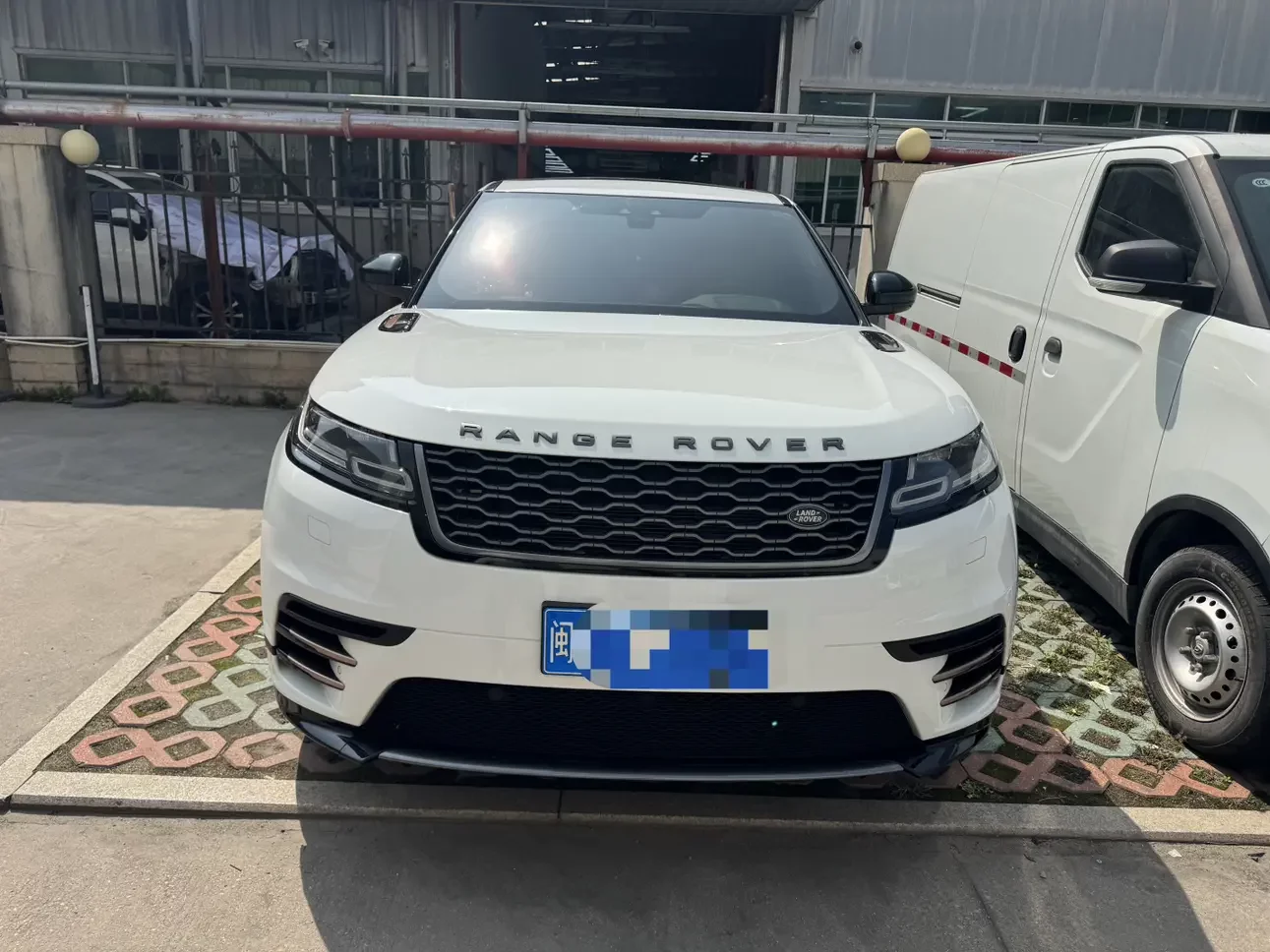 Land Rover Range Rover Velar