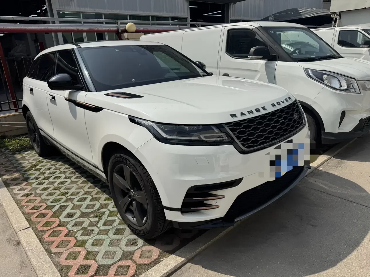 Land Rover Range Rover Velar