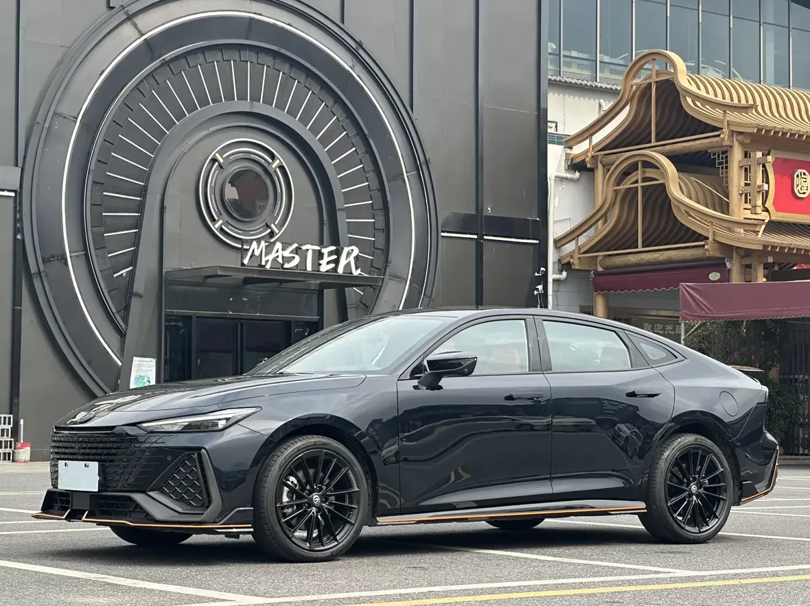 Changan UNI-V