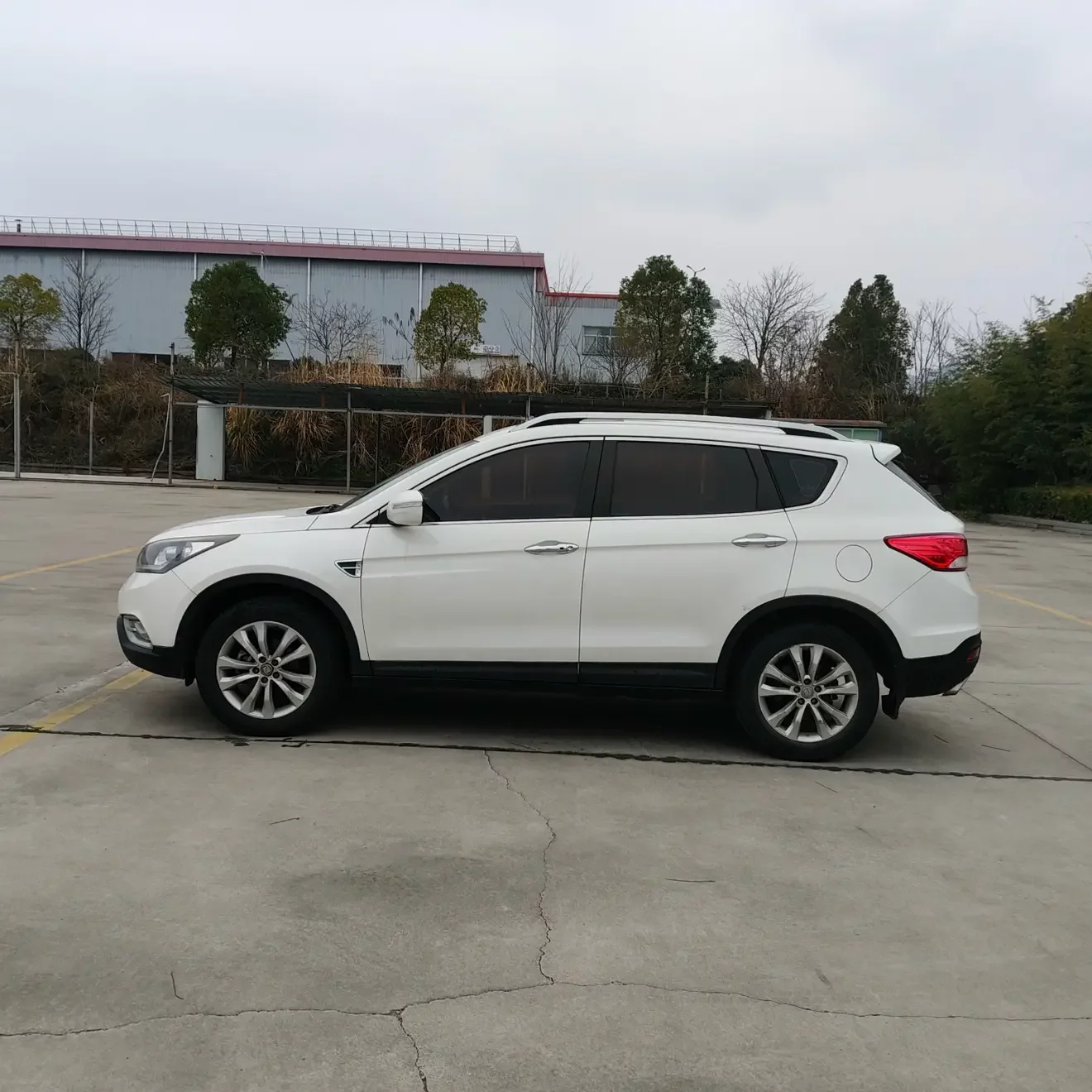 Dongfeng Fengshen AX7