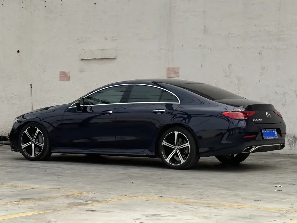 Mercedes-Benz CLS