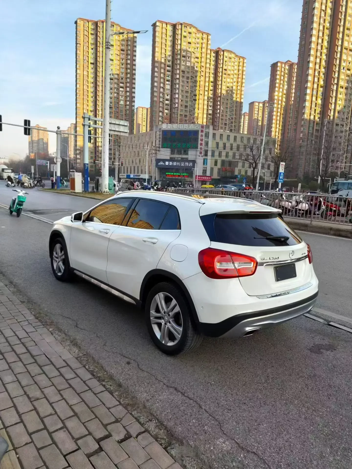 Mercedes-Benz GLA