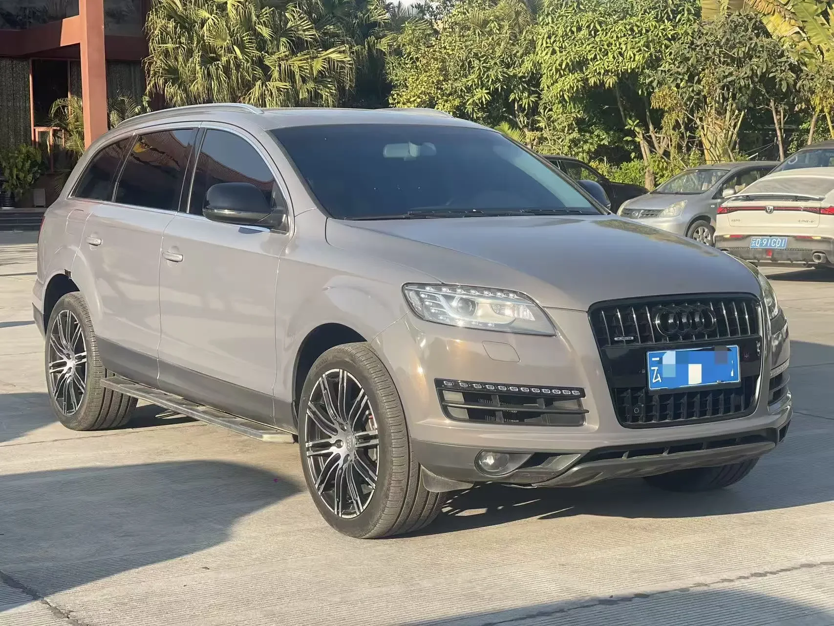 Audi Q7