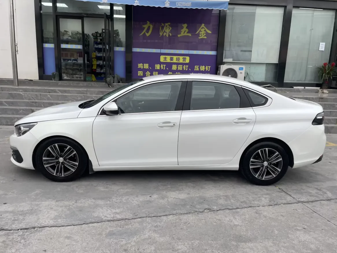 Peugeot 308