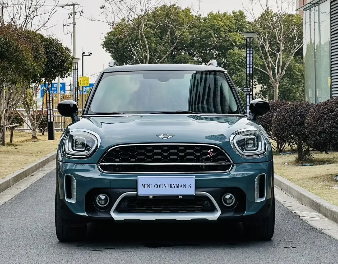 MINI COUNTRYMAN