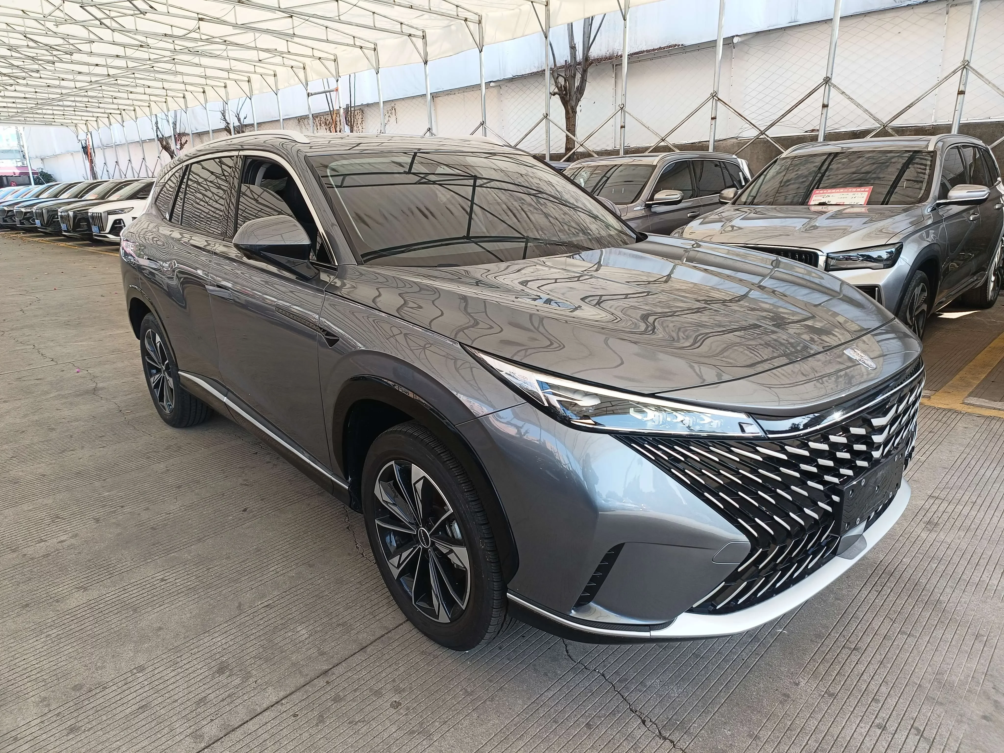 Roewe RX5