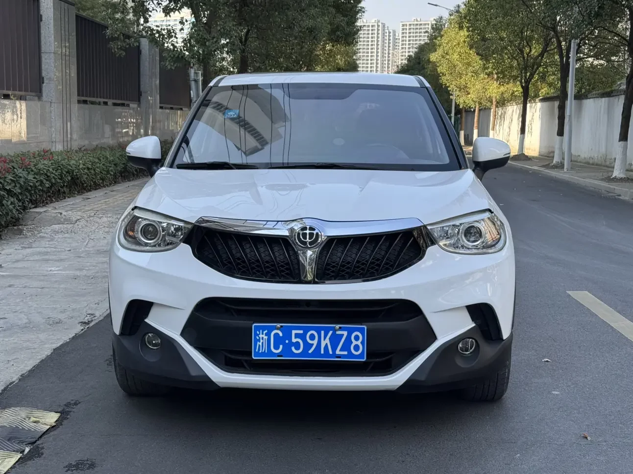 Brilliance China V3