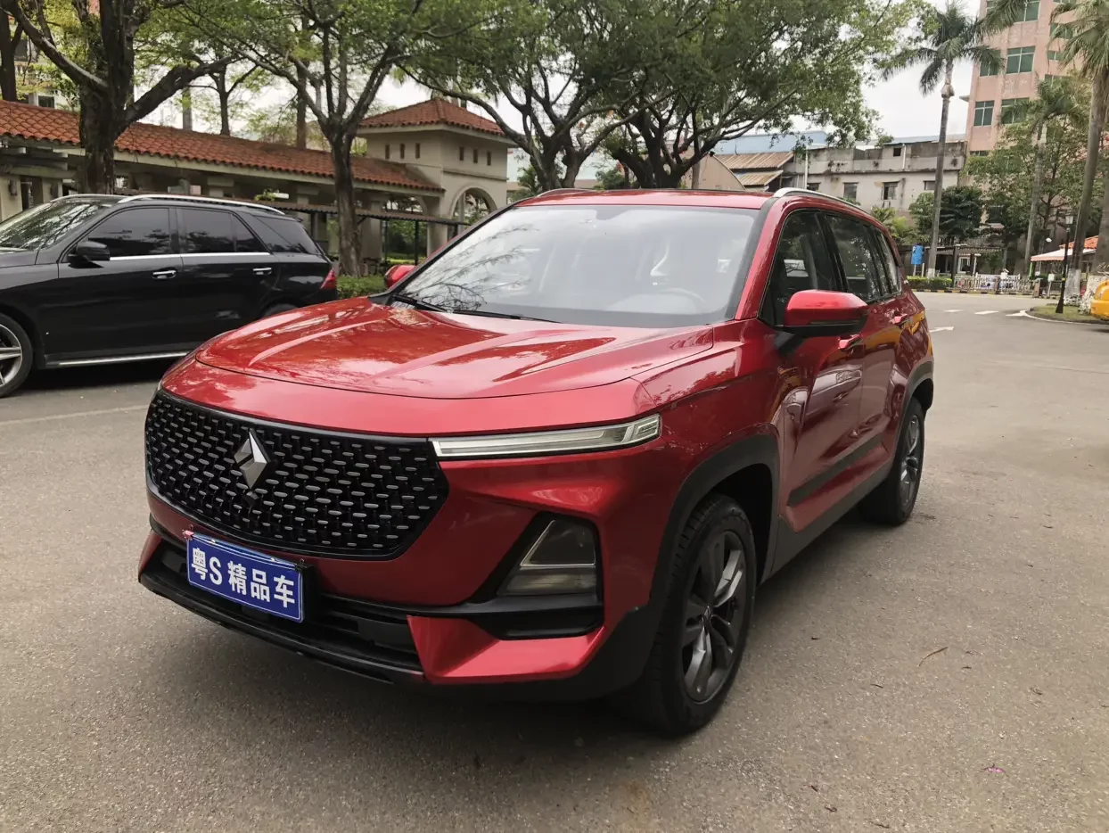 Baojun RS-5  из Китая