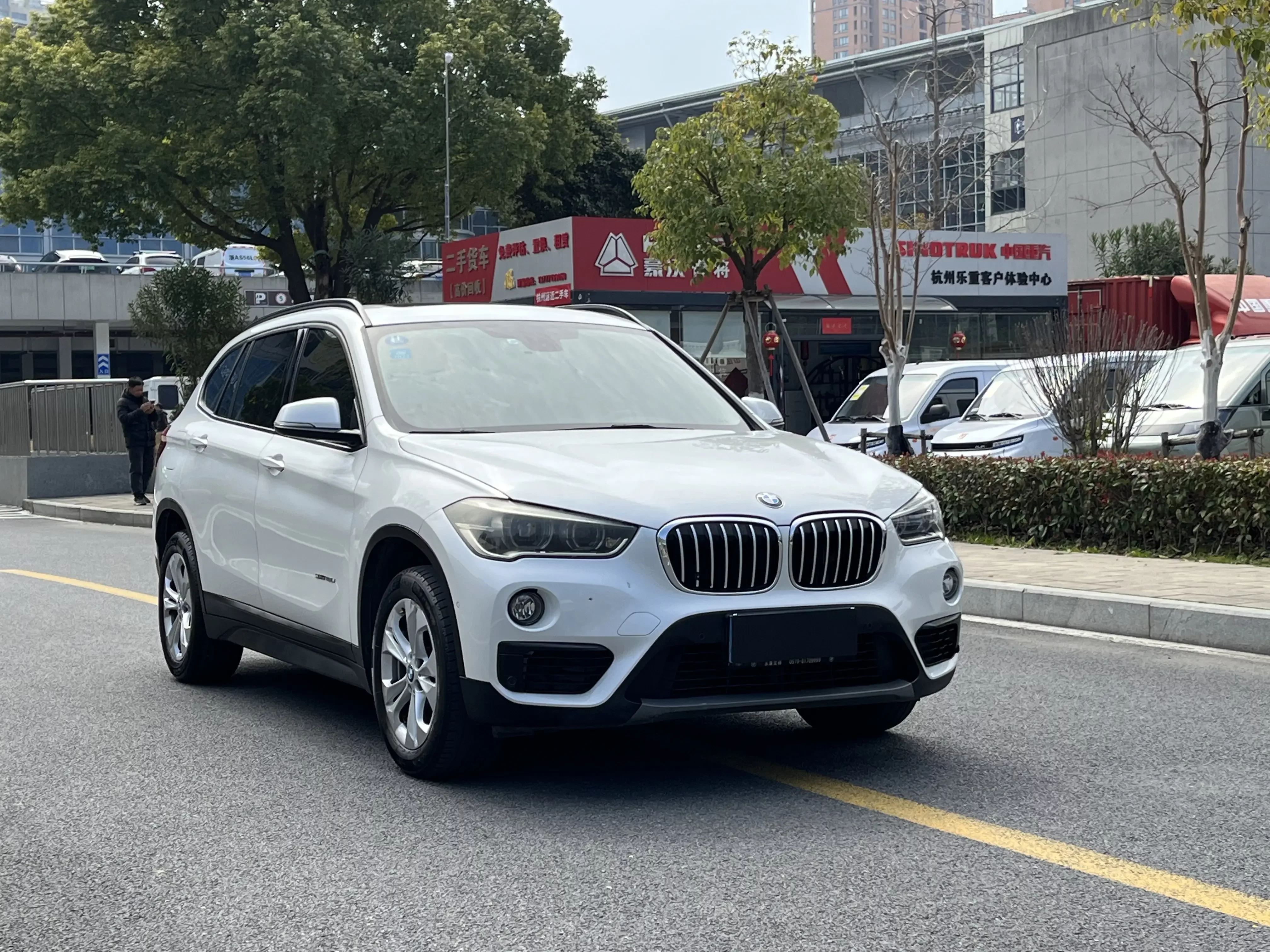 BMW X1