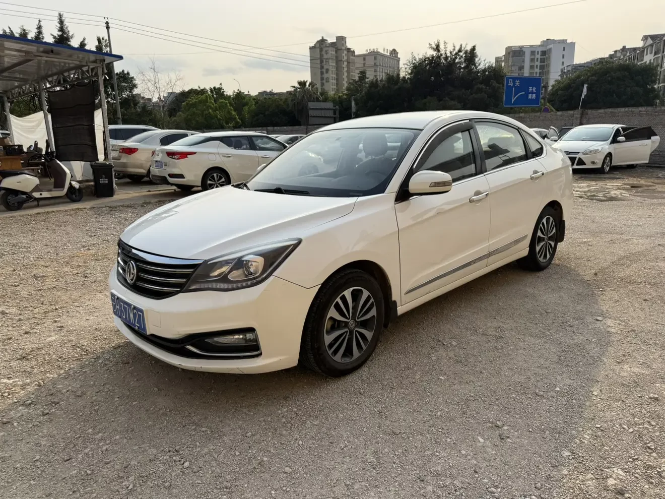 Dongfeng Fengshen A60