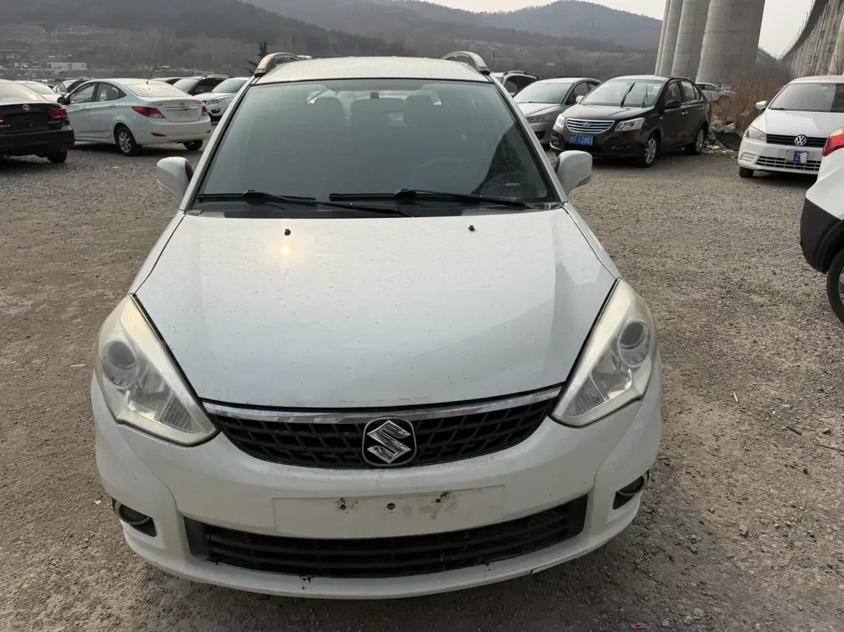Suzuki Liana A6