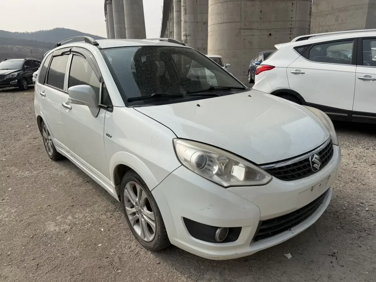 Suzuki Liana A6