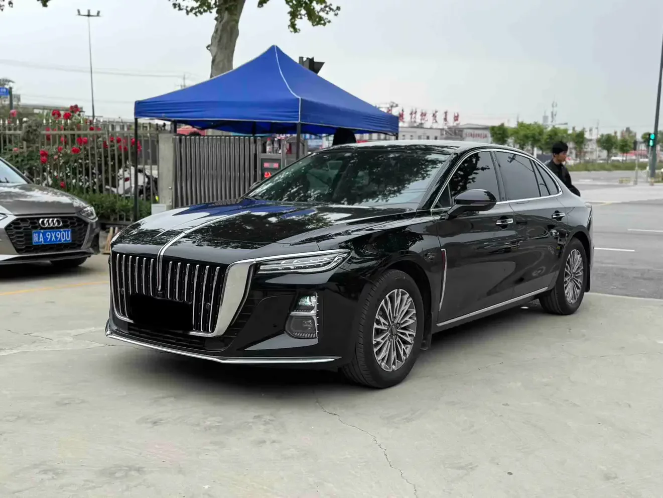 Hongqi H5