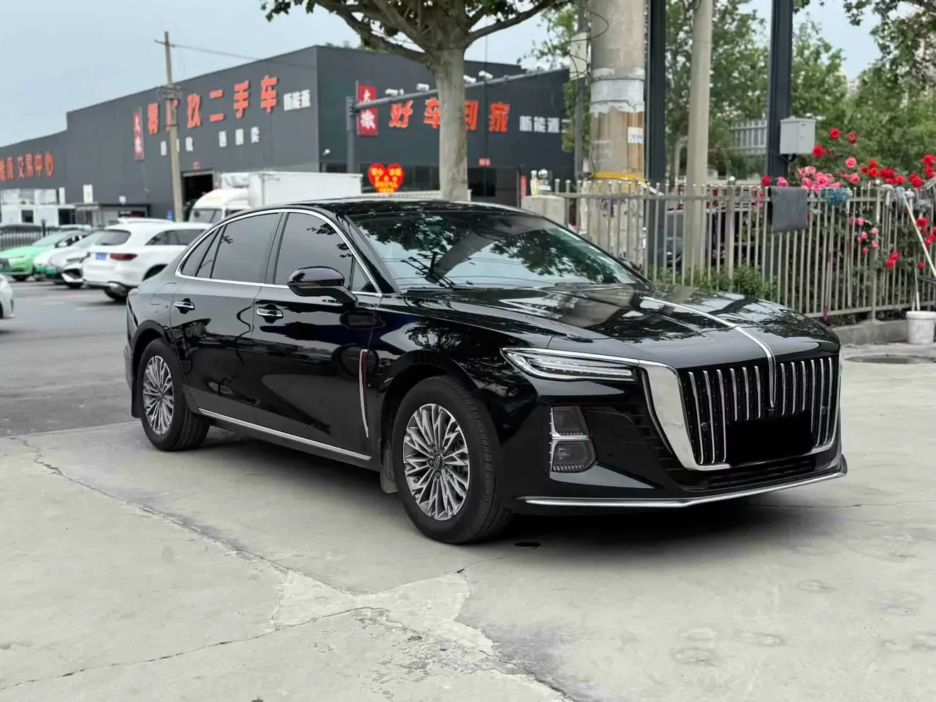 Hongqi H5