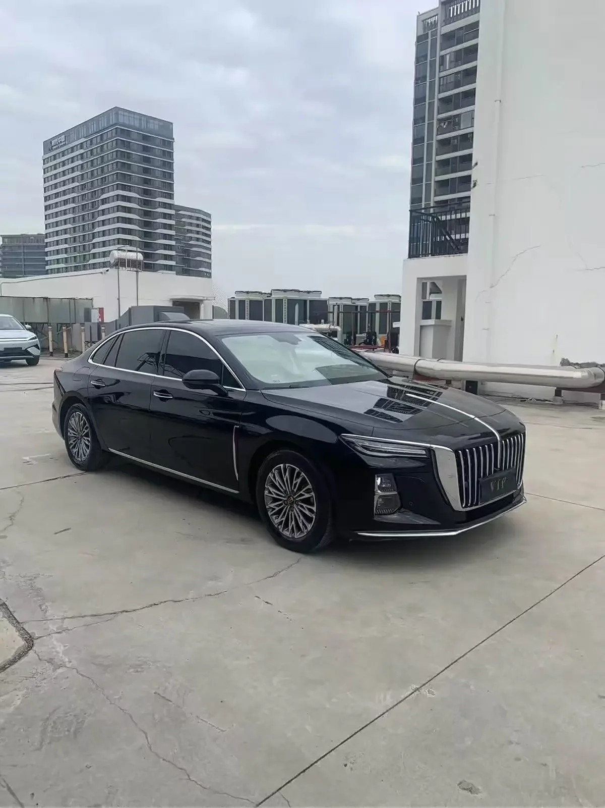 Hongqi H5