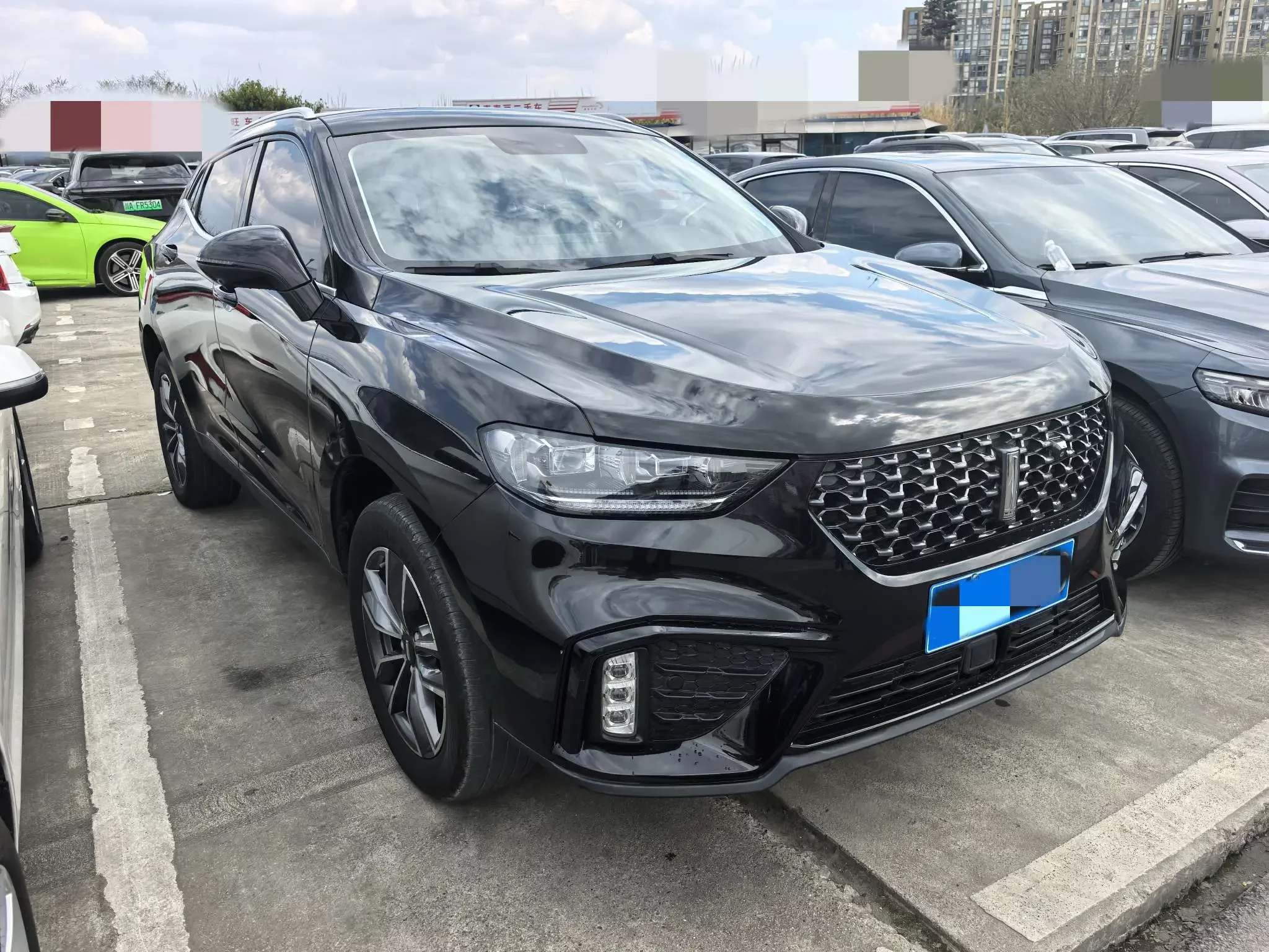 Wey Wei brand VV5