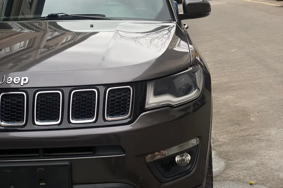 Jeep Guide to