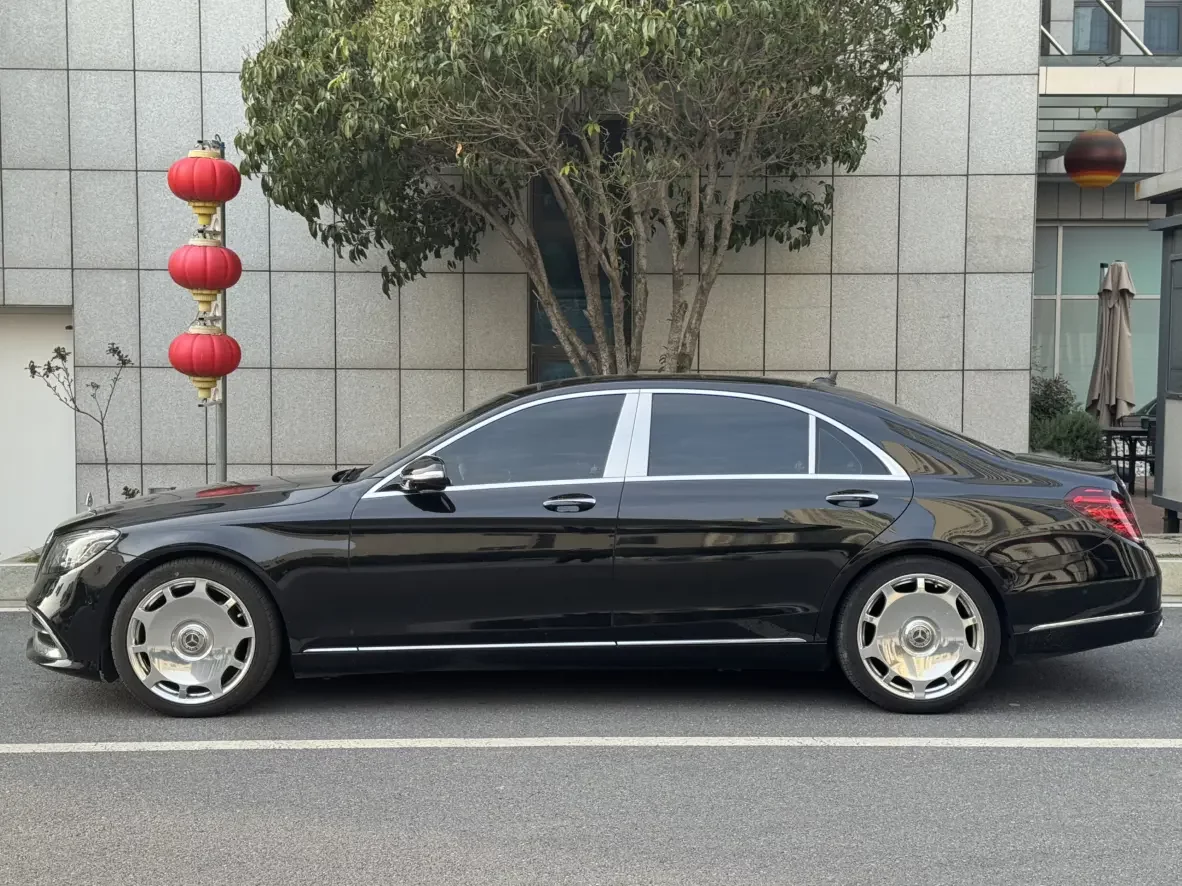 Mercedes-Benz S Class