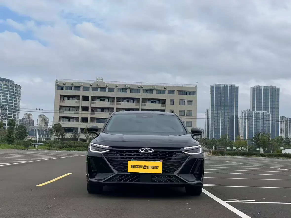 Chery Arrizo 8