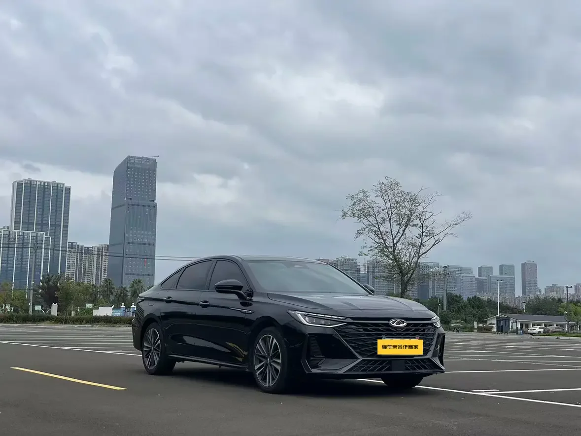 Chery Arrizo 8