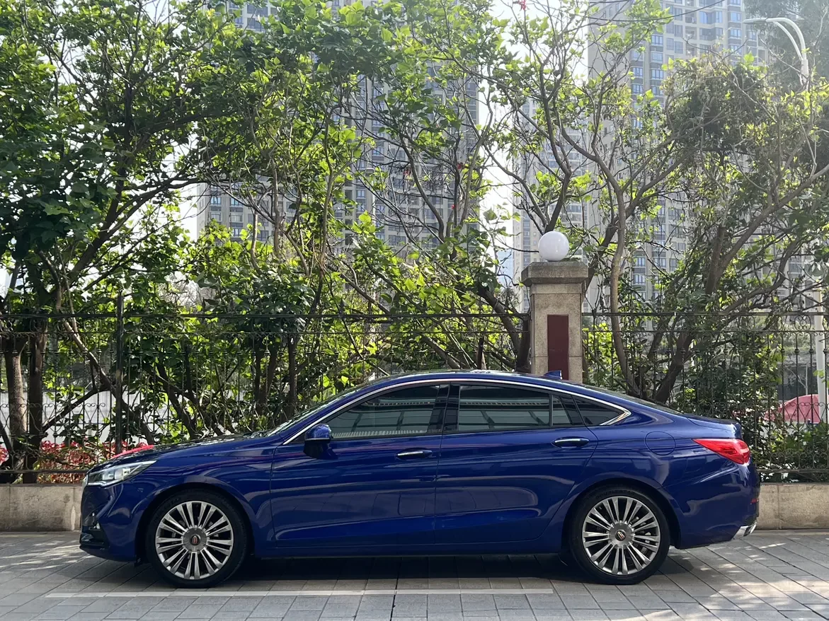 Hongqi H5 classic