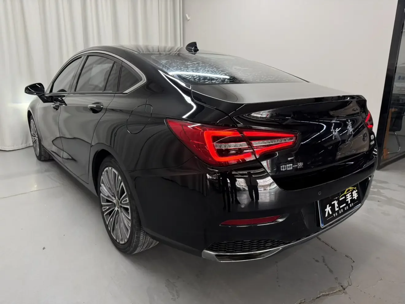 Hongqi H5 classic